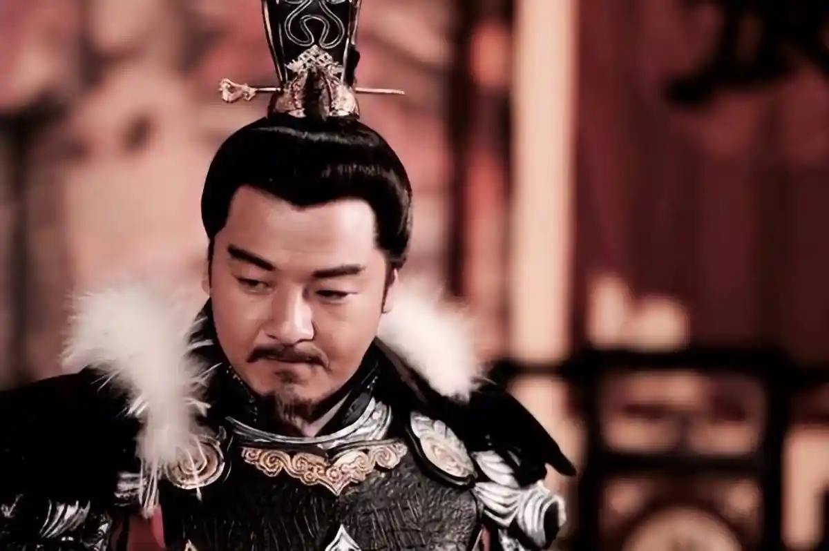 郭威:四朝元老的血泪篡位,埋下宋朝三百年基业的伏笔