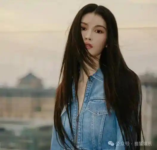 隐婚生子?这对情侣选择用宝宝官宣爱情