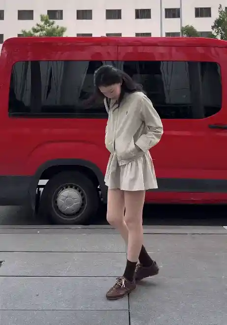 秋冬必备!这双复古羊皮鞋轻软如云,纪华菲小白实测惊艳出圈