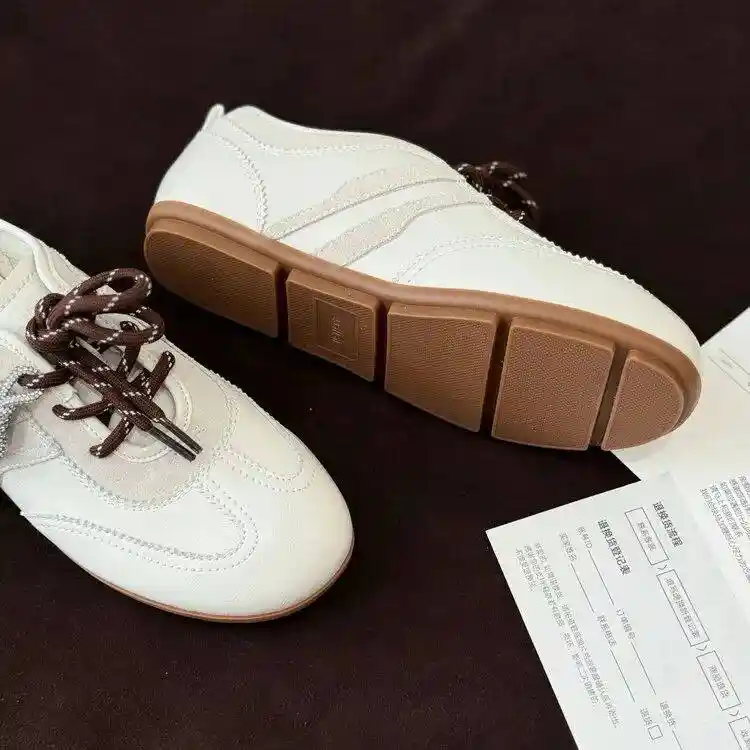 秋冬必备!这双复古羊皮鞋轻软如云,纪华菲小白实测惊艳出圈