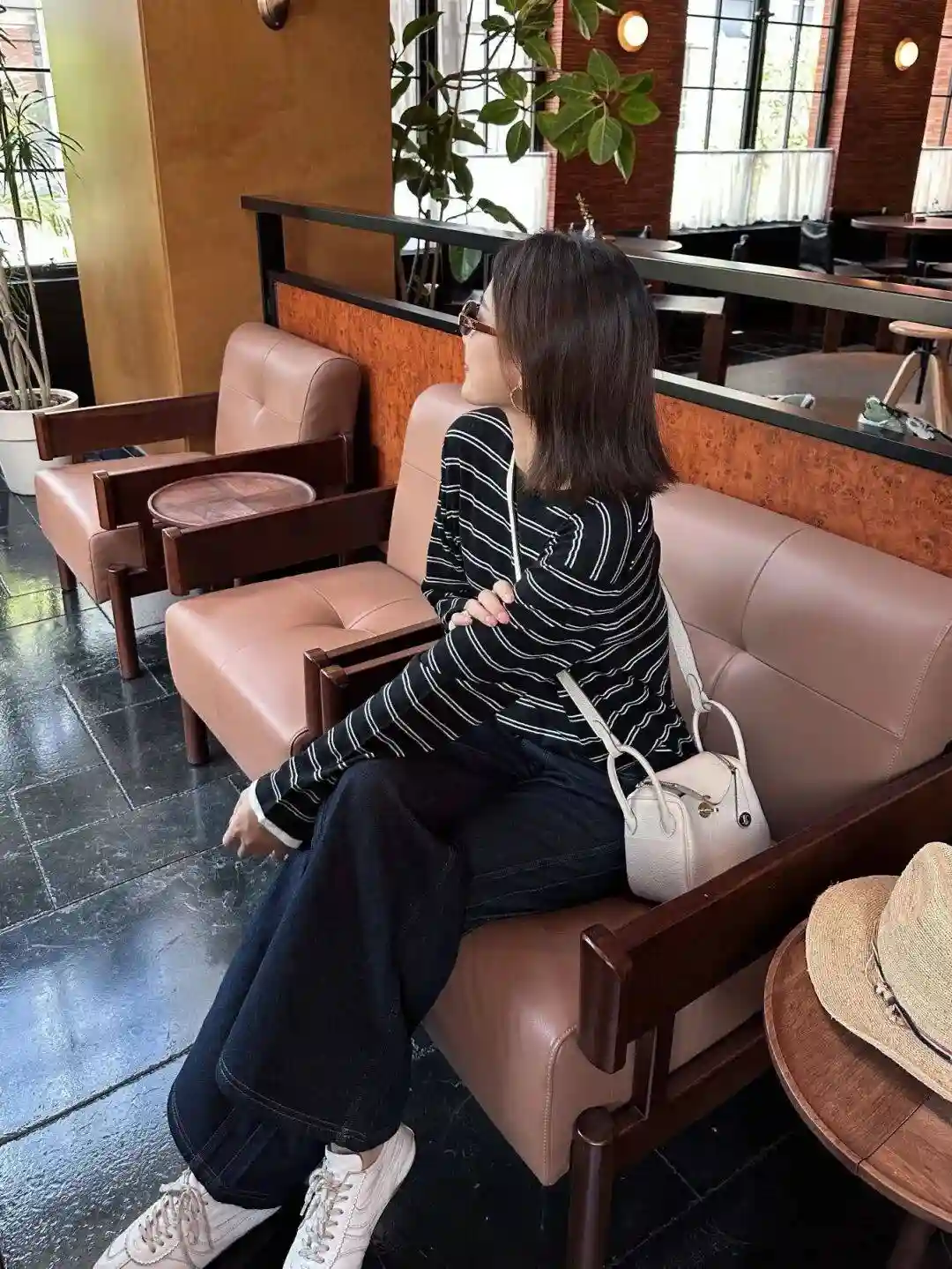 绝了!这件混纺条纹上衣火出圈,桑蚕丝羊毛质感惊艳全网