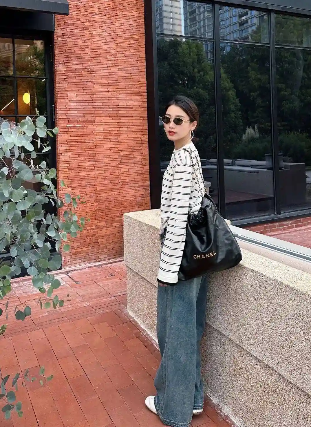 绝了!这件混纺条纹上衣火出圈,桑蚕丝羊毛质感惊艳全网