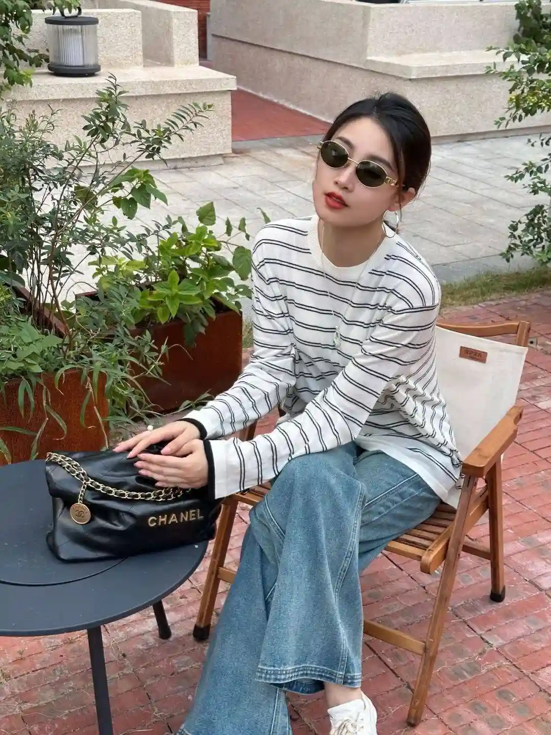 绝了!这件混纺条纹上衣火出圈,桑蚕丝羊毛质感惊艳全网