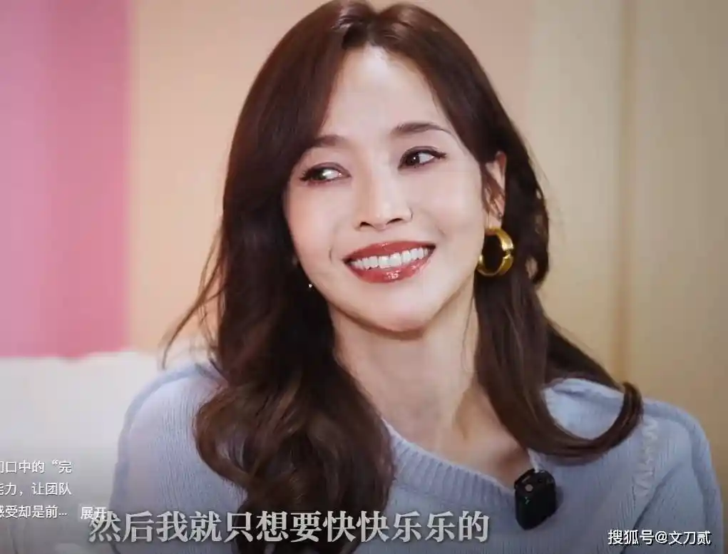 从妈妈的老路到豪门贵妇,侯佩岑的逆袭之路惊艳全场