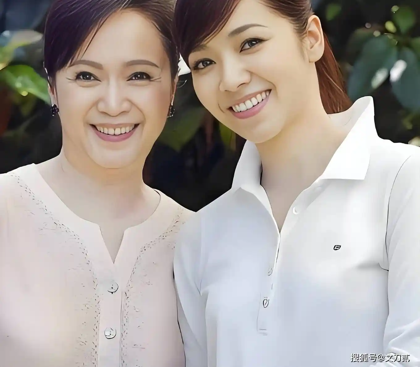 从妈妈的老路到豪门贵妇,侯佩岑的逆袭之路惊艳全场