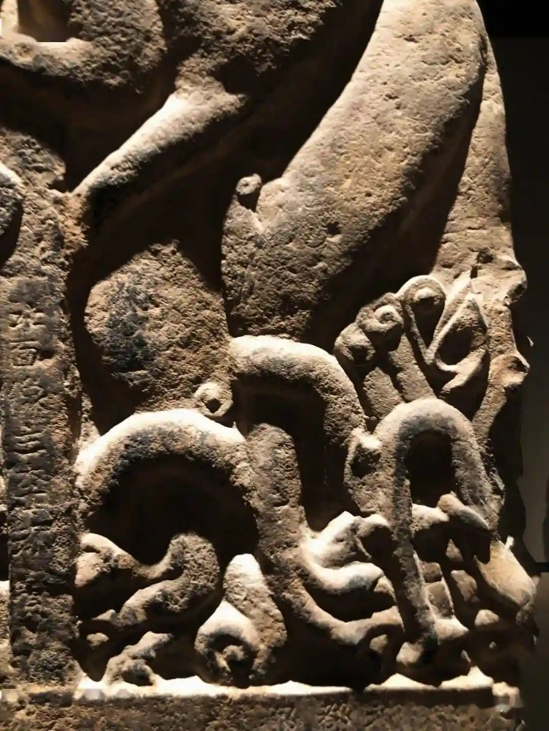 李氏合邑造像碑惊现东魏秘史，刘秀峰揭秘河南博物院金石之谜