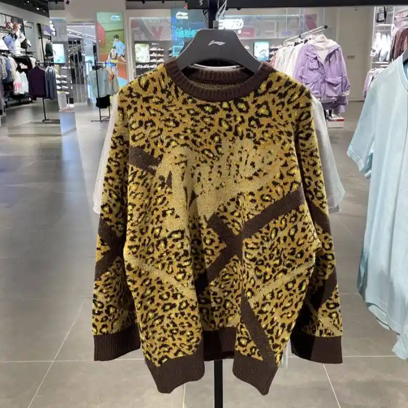 李宁反伍卫衣男女同款惊爆拼多多：仅64元抢购热潮引爆运动圈