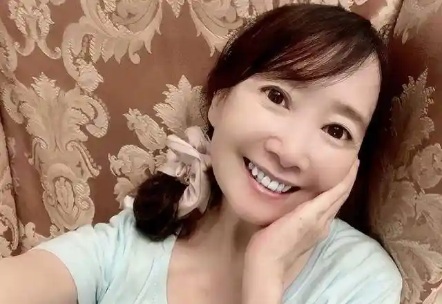 陈美龄三子赴美定居,抗癌成功冻龄依旧,嫁日籍丈夫的传奇人生