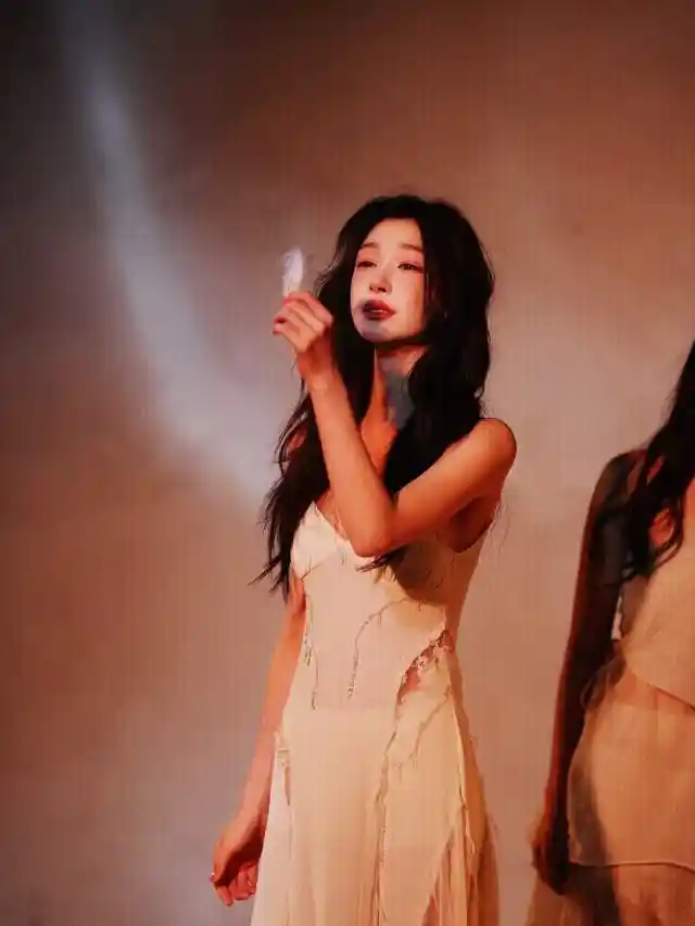 内地网红慷慨解囊驰援香港火灾,百万善款彰显爱心力量