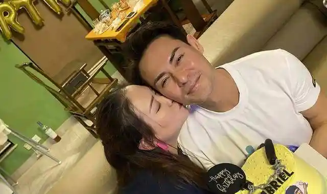 TVB男星含泪宣布爱妻病逝，八年婚姻无子无女，为医病耗尽积蓄求助众筹