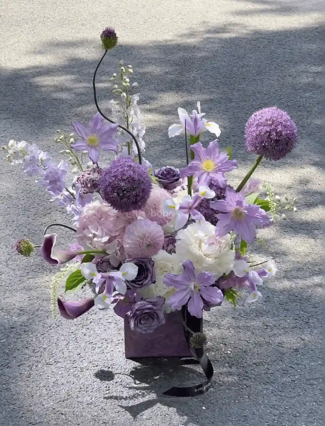 刘诗诗穿紫毛衣+阔腿裤惊艳亮相！兔毛羊毛混搭温柔暴击，大降温后时尚圈炸了