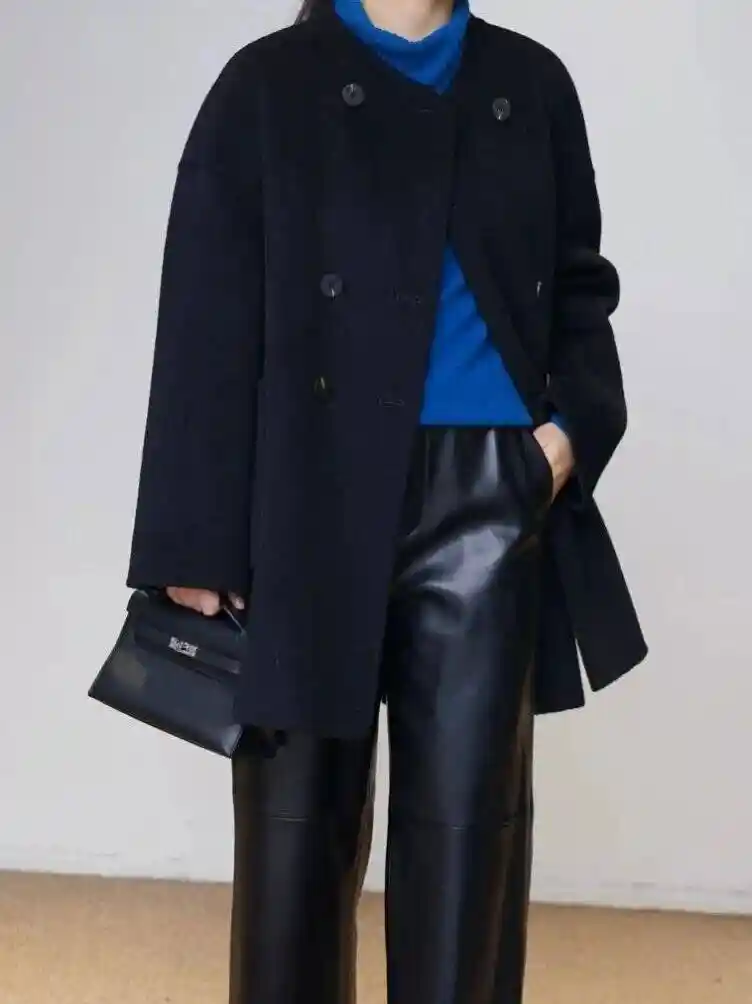 冬日穿搭革命!10件爆款毛衣&外套引爆小红书,威丝曼×拉尔联名设计全网刷屏