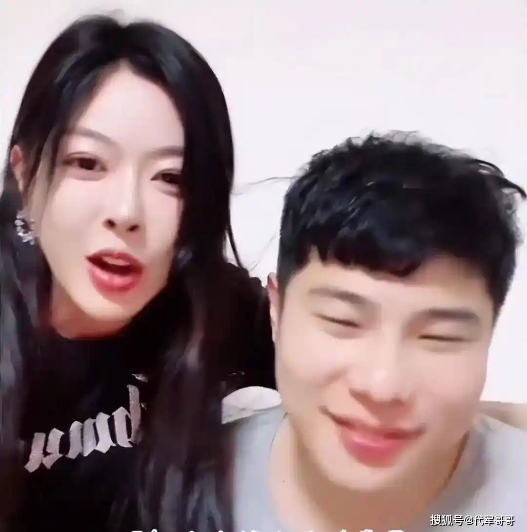 2025网红情侣大解散：8对CP分手真相曝光！