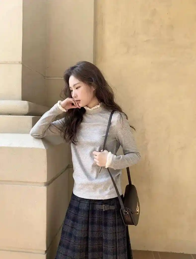 白百何慵懒文艺范穿搭曝光！灰毛衣配牛仔裤秒杀全场