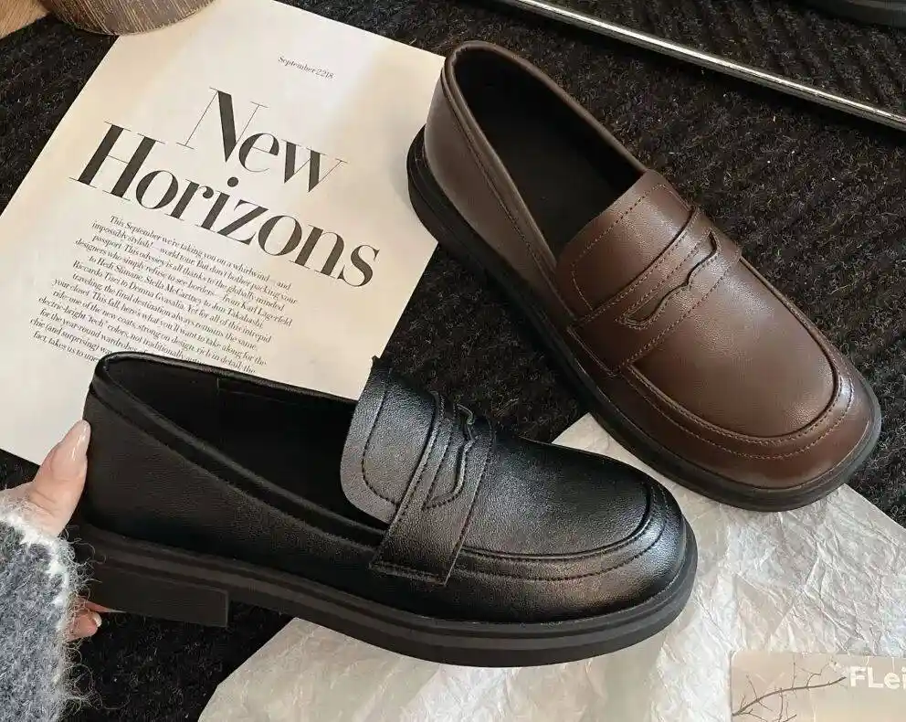 白百何慵懒文艺范穿搭曝光！灰毛衣配牛仔裤秒杀全场