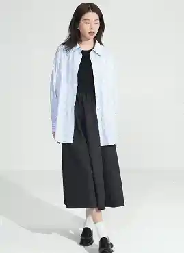 白百何慵懒文艺范穿搭曝光！灰毛衣配牛仔裤秒杀全场