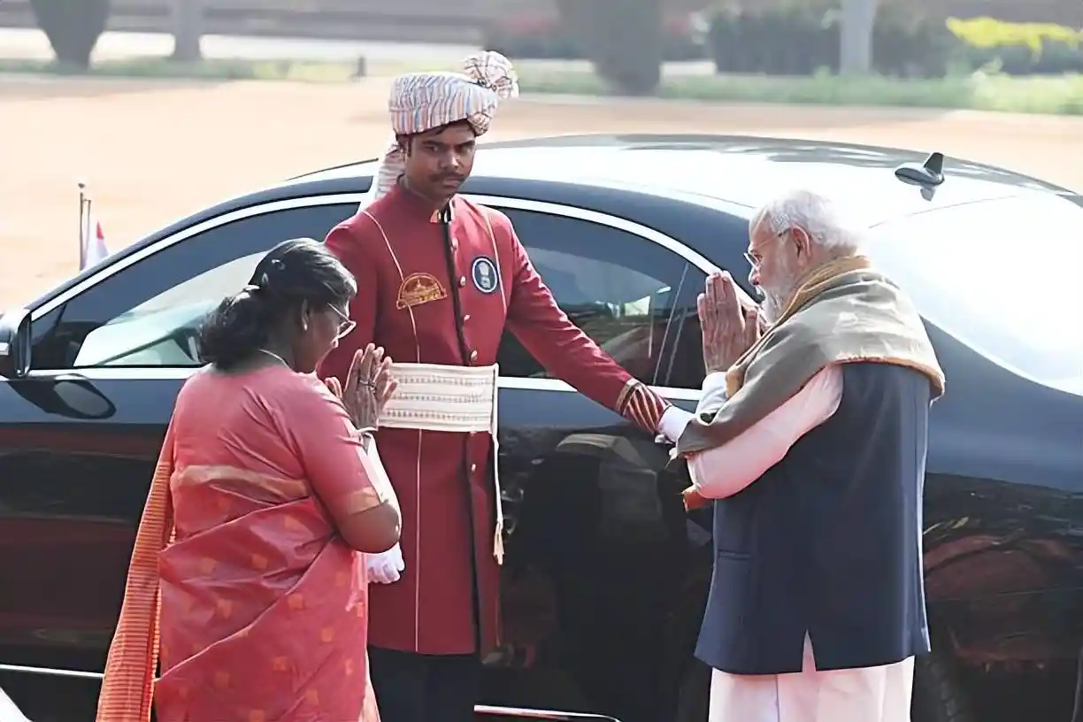 莫迪盛宴迎普京!顶级国宴震撼登场,普京风采依旧惊艳全场