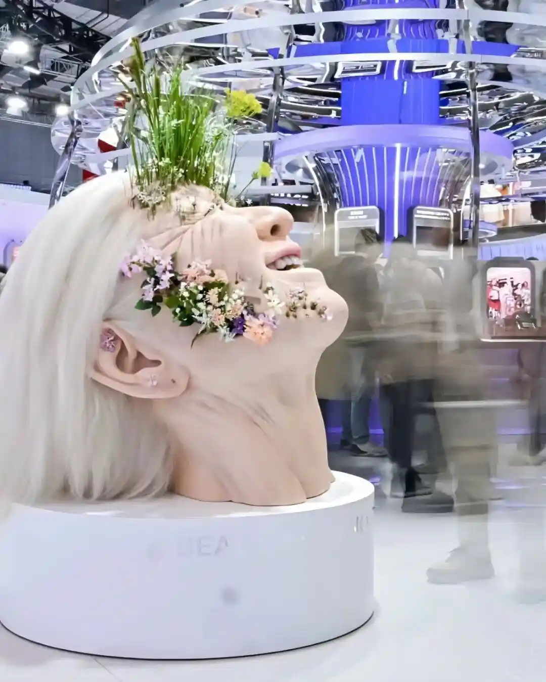 巩俐杨紫琼逆龄破圈：当新龄美成为全球女性的硬核话语权