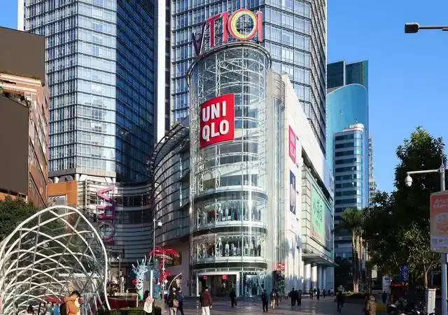 弯刀裤引爆早春时尚，优衣库新品试穿会引领广州潮流新风向