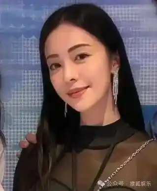 名媛圈惊现‘撩男高手’？她竟成贵妇眼中的‘公敌’！