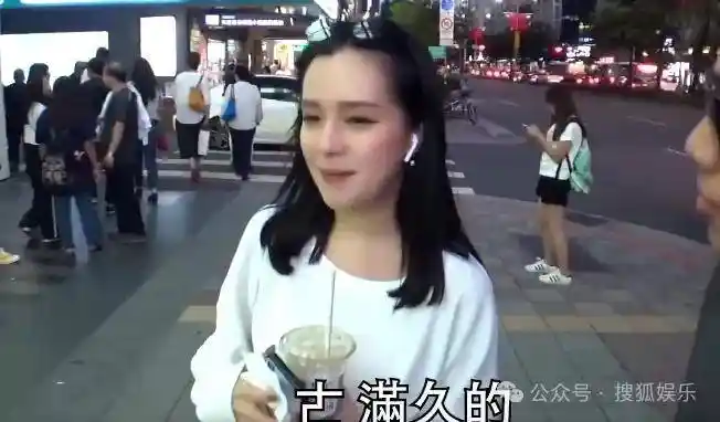 名媛圈惊现‘撩男高手’？她竟成贵妇眼中的‘公敌’！