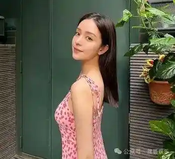 名媛圈惊现‘撩男高手’？她竟成贵妇眼中的‘公敌’！