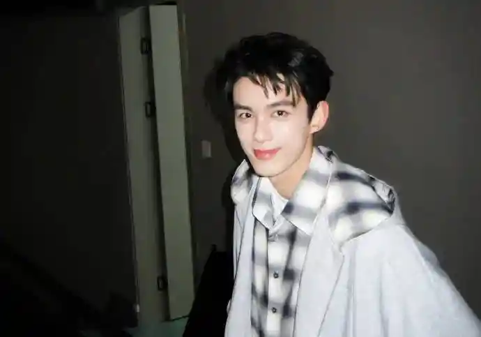 吴磊工作室火速辟谣！白珊珊风波始末曝光：零交集、无合作、全系恶意编造