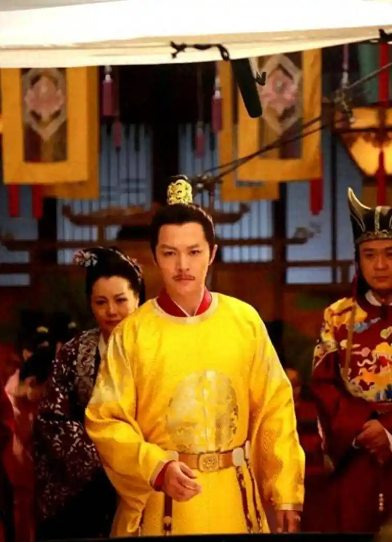 李建成手握王炸却惨败李世民，真相竟是一张二？