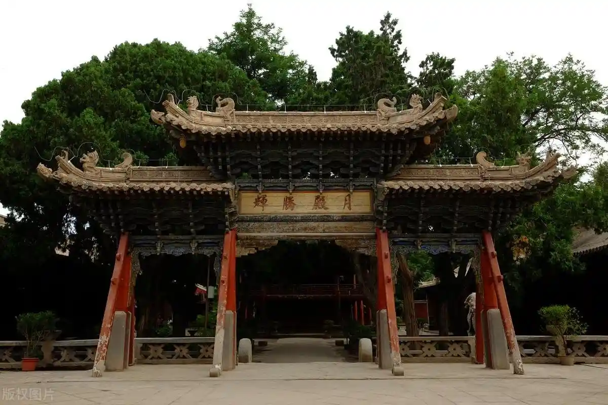 100个甘肃必去景点大揭秘：选对这些，不虚此行！