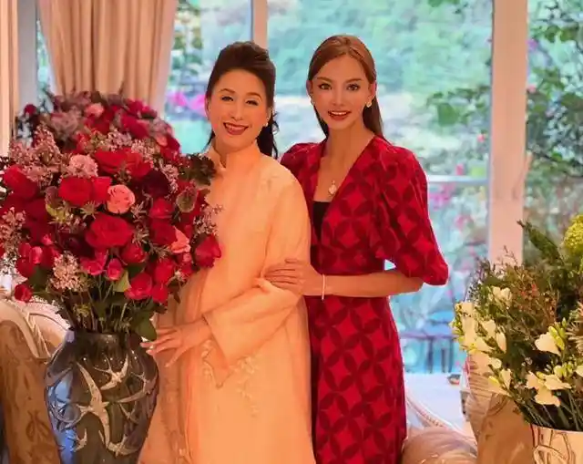 张利华婚内出轨曝光，年入500万卖保险背后竟有整容变脸之谜