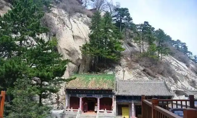 唐玄宗泰山封禅刚落幕,竟密谋二度登顶华山?背后藏着怎样的帝国野心与信仰危机!