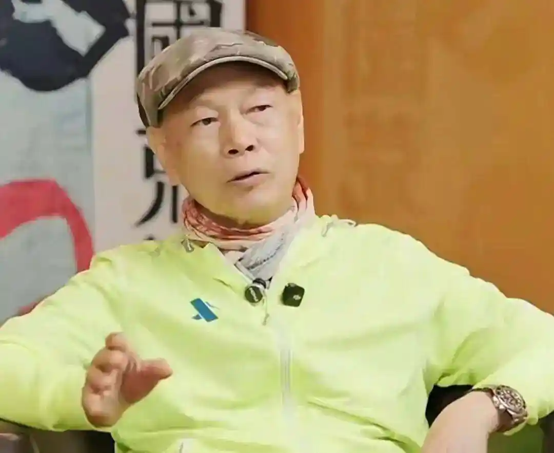 汪明荃豪宅迎30+宾客拜年，6000万海景宅引爆新年热闹话题