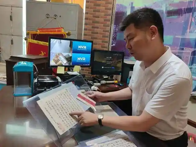 50岁网红关翌春离世引热议，真相竟与酒后意外有关？