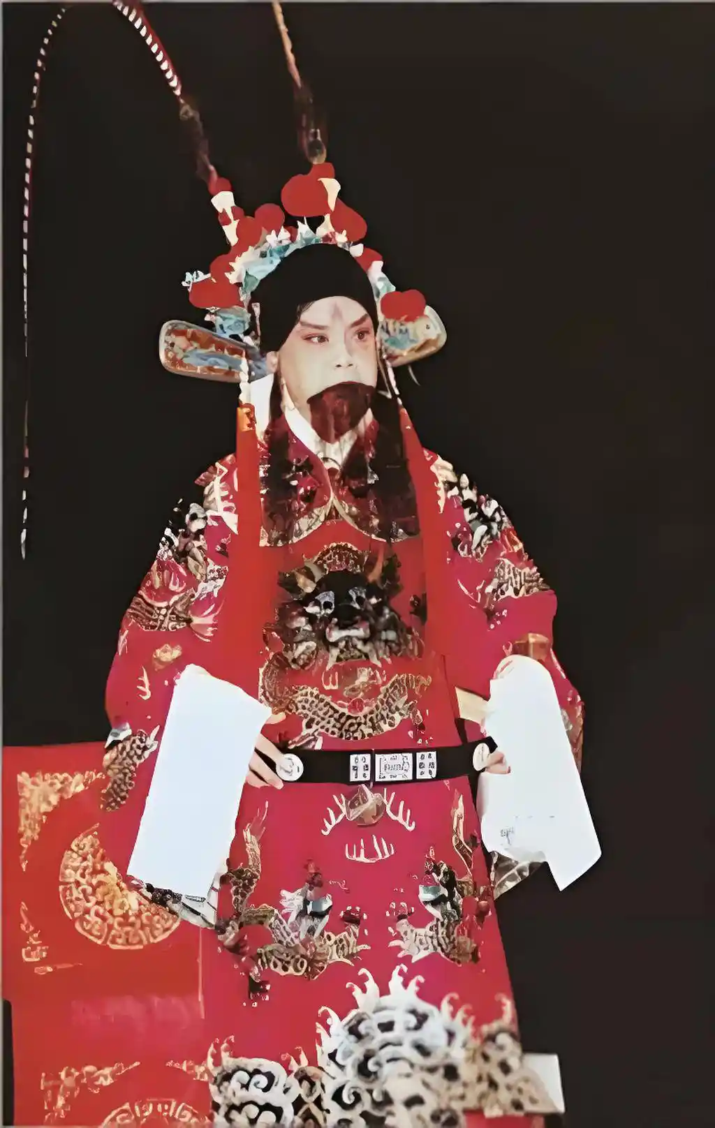京剧电影《磐石湾》主演李崇善去世,其子为国航飞行员引热议
