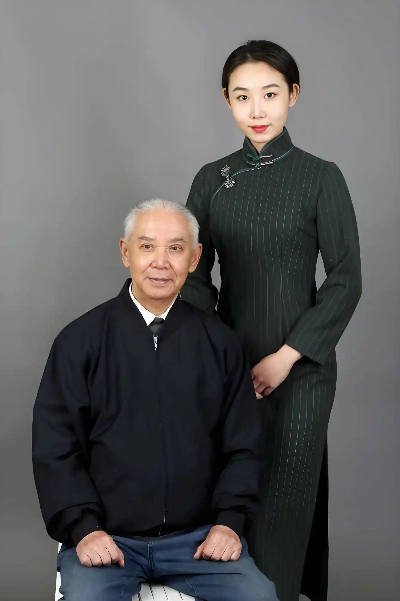 京剧电影《磐石湾》主演李崇善去世,其子为国航飞行员引热议